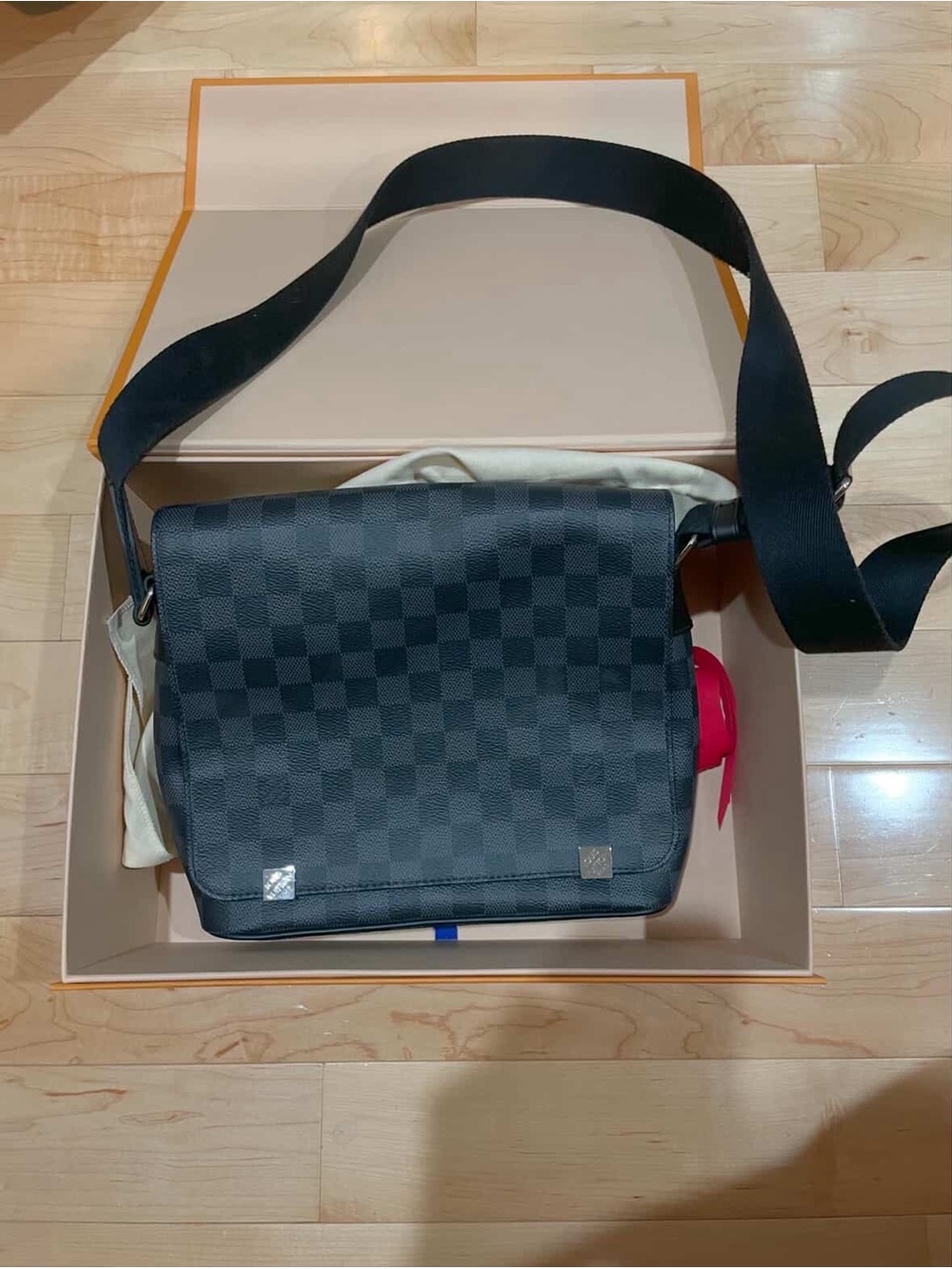 Louis Vuitton District PM Damier Graphite Canvas